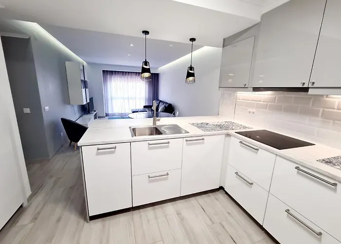 And New Fancy 2 Bedroom Apart.w/ 2 Wc Apartament